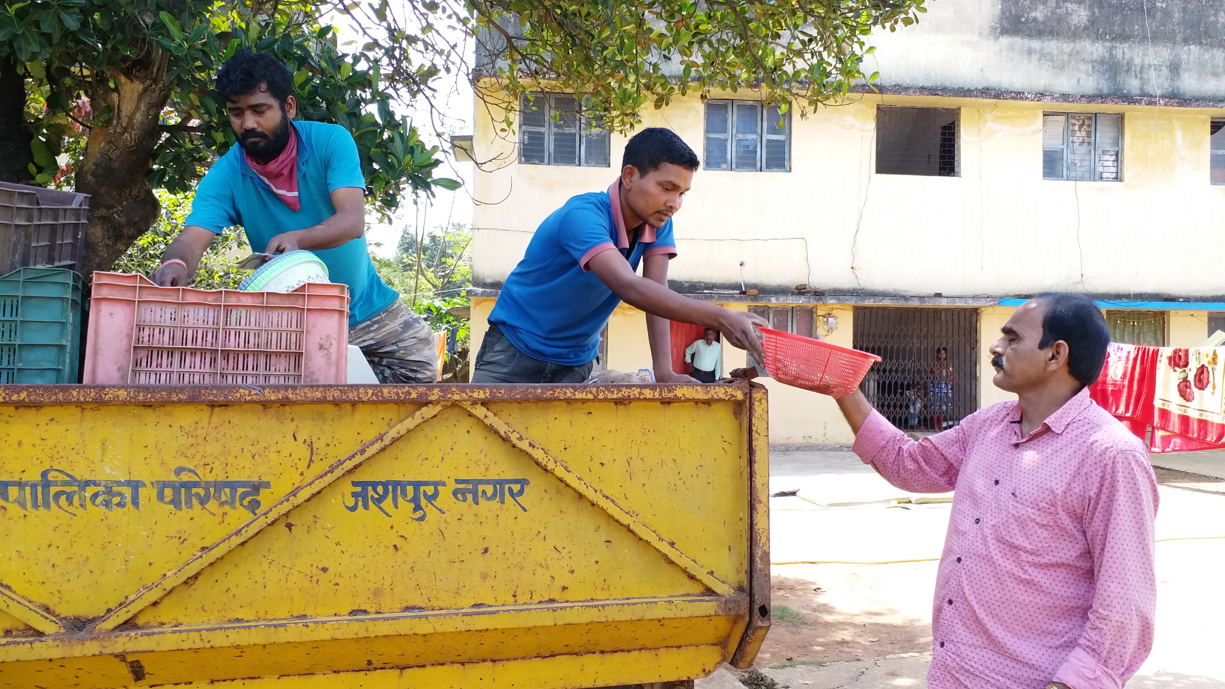 Home delivery of vegetables and fruits