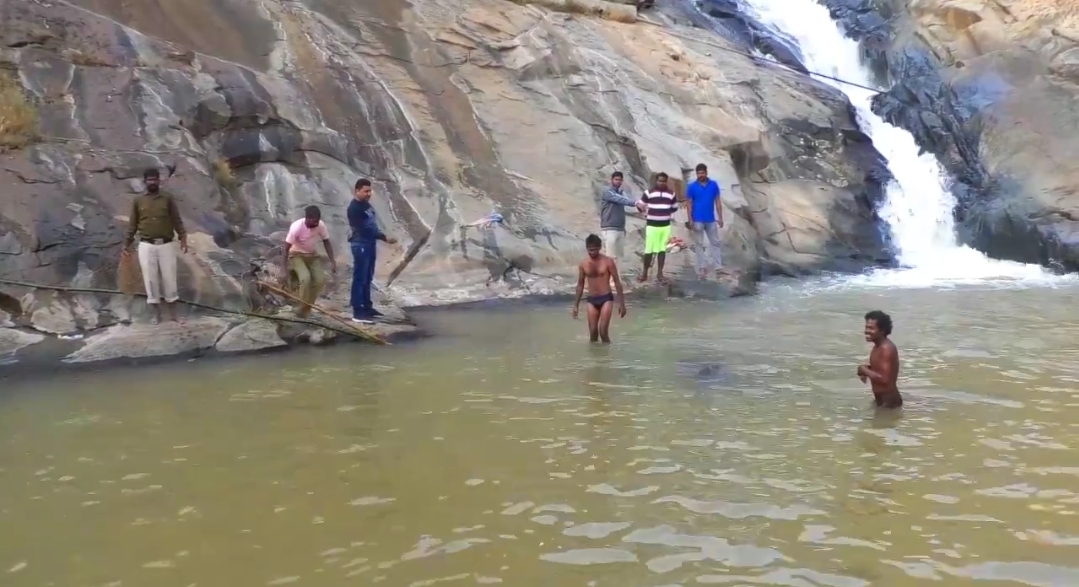 Youth dies after falling in Rajpuri waterfall