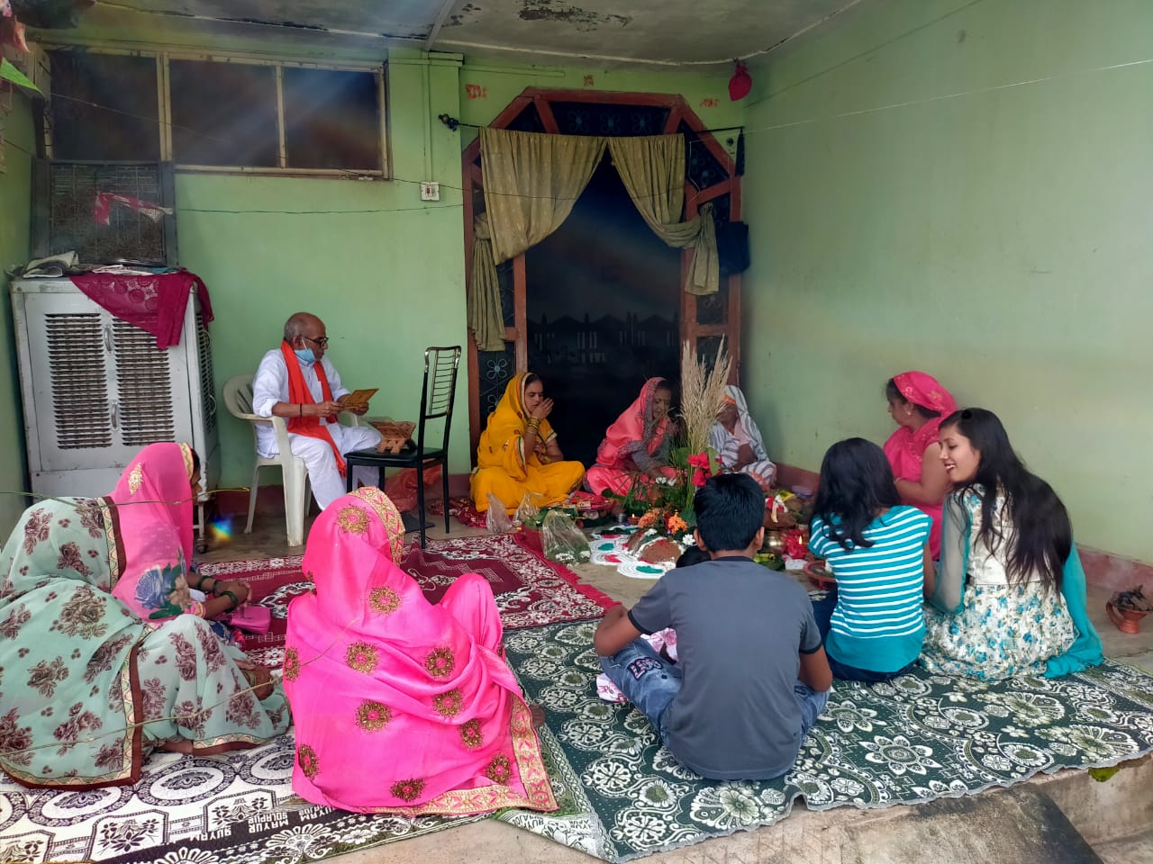 women-worshiped-halshasthi-mata-for-their-sons-in-jashpur