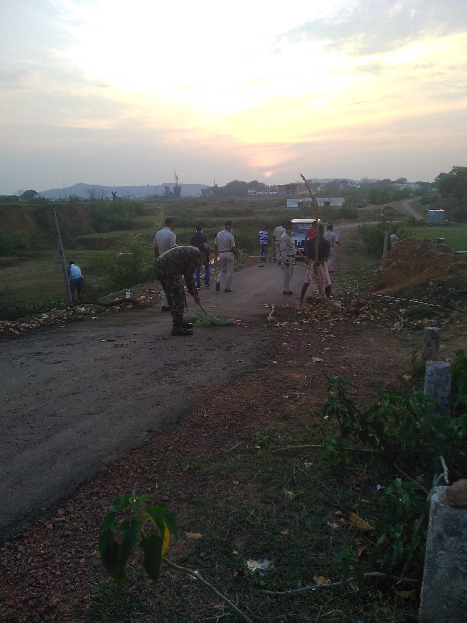 lockdown violation inn jashpur