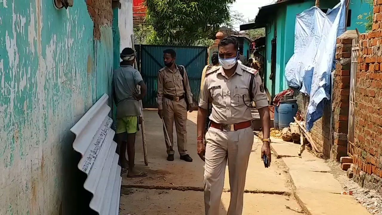 illegal liquor traders in jashpur