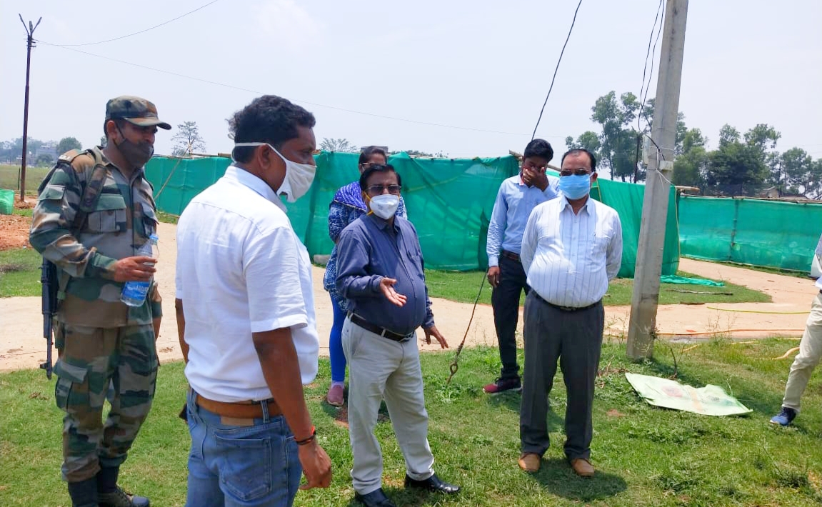 Jashpur Collector surprise inspection of compost center