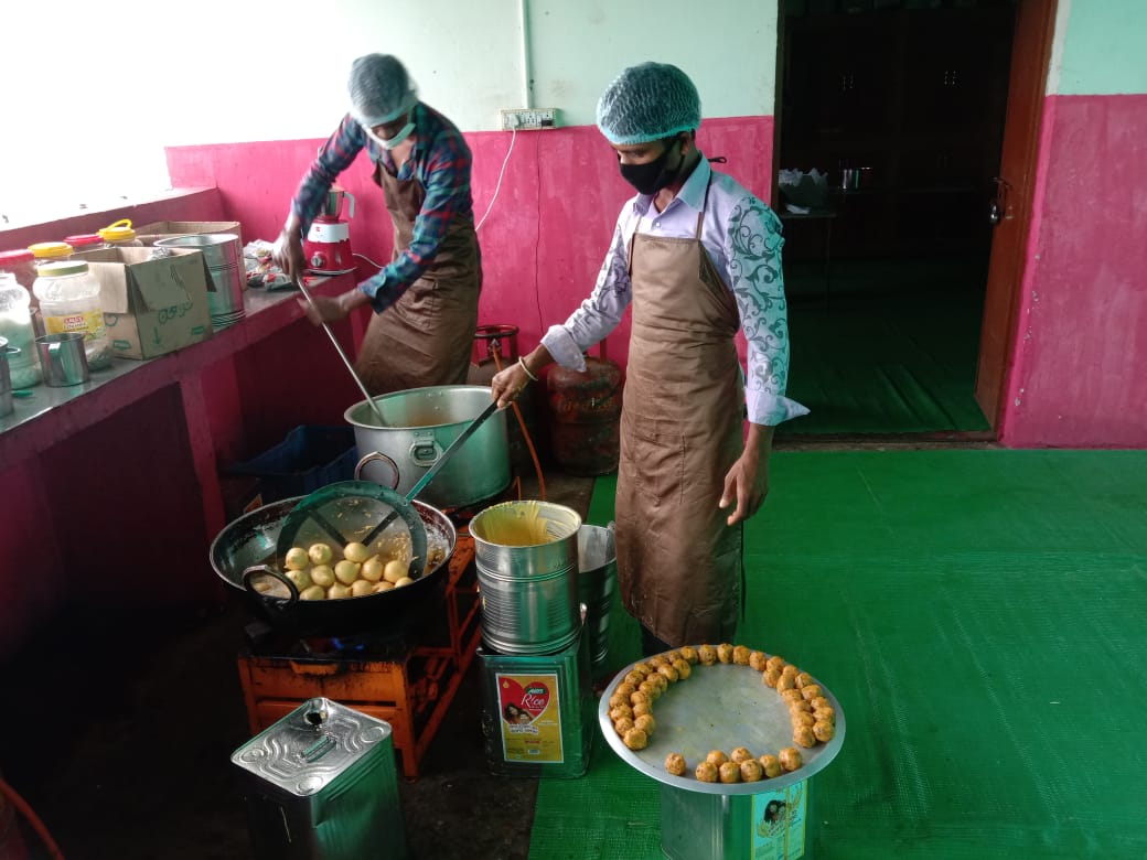 Covid care food is being checked daily in kondagaon