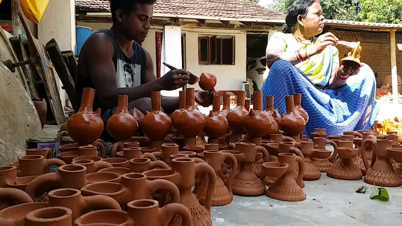 Special story of magical lamp of Shilpagram Kumharpara of Kondagaon