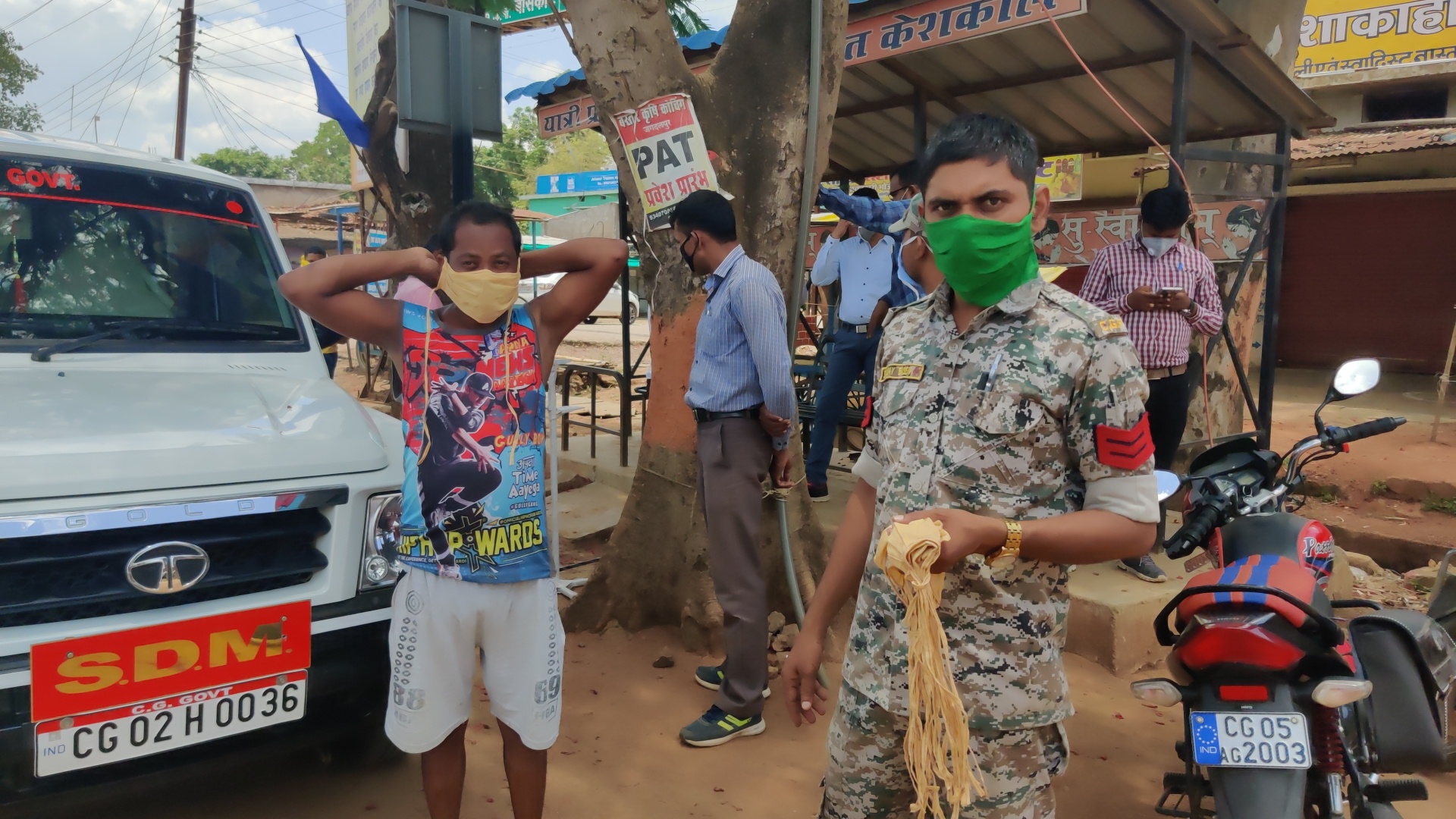 Masks distributed to people