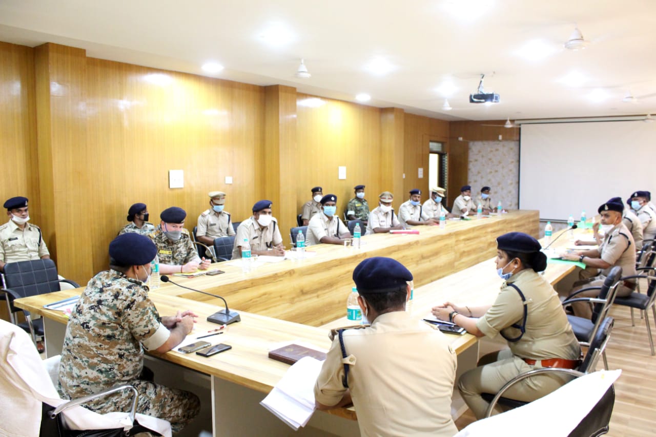 kondagaon sp took crime review meeting