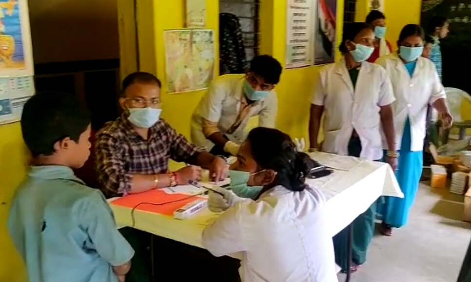 number-of-malaria-patients-decreased-in-the-second-phase-of-malaria-free-bastar-campaign-in-kondagaon
