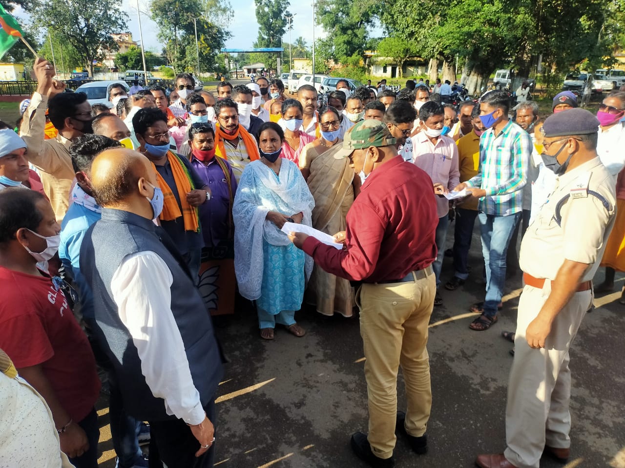 protest of bjp in kondagoan