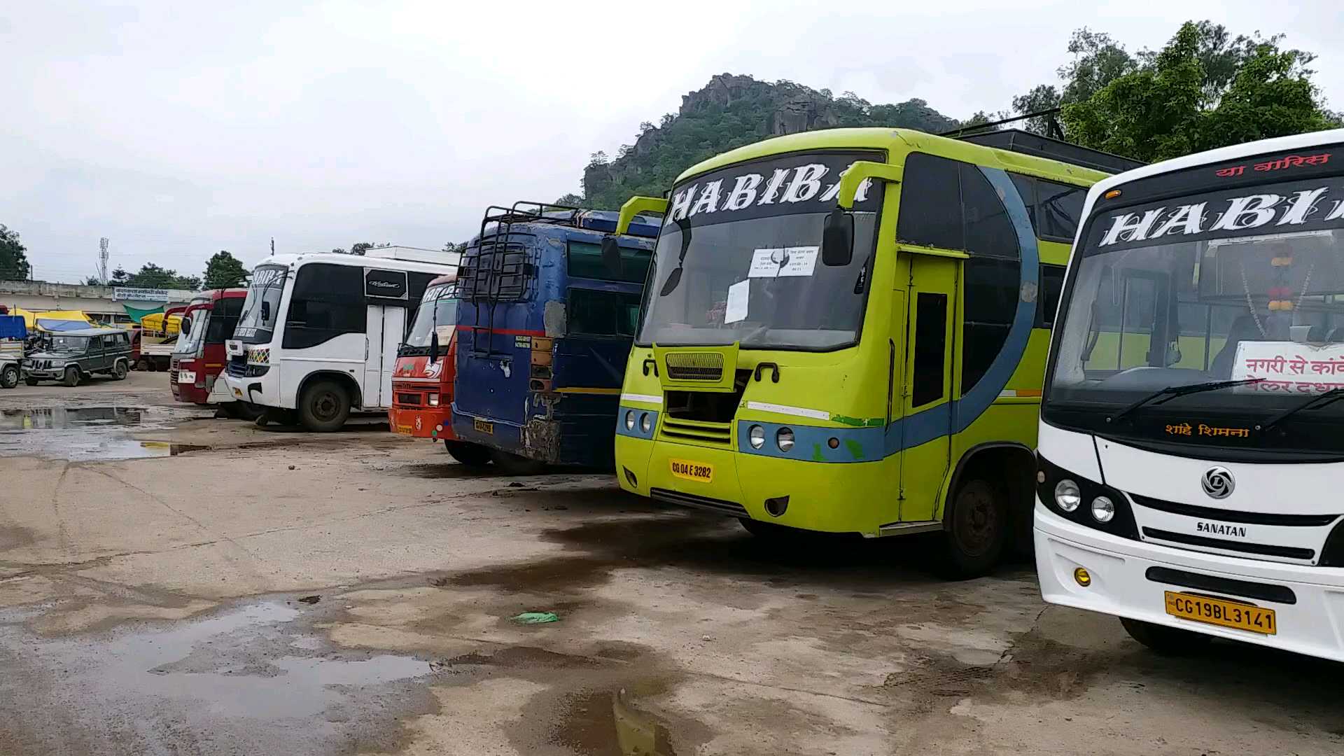 Passengers did not get bus after starting bus service in Chhattisgarh