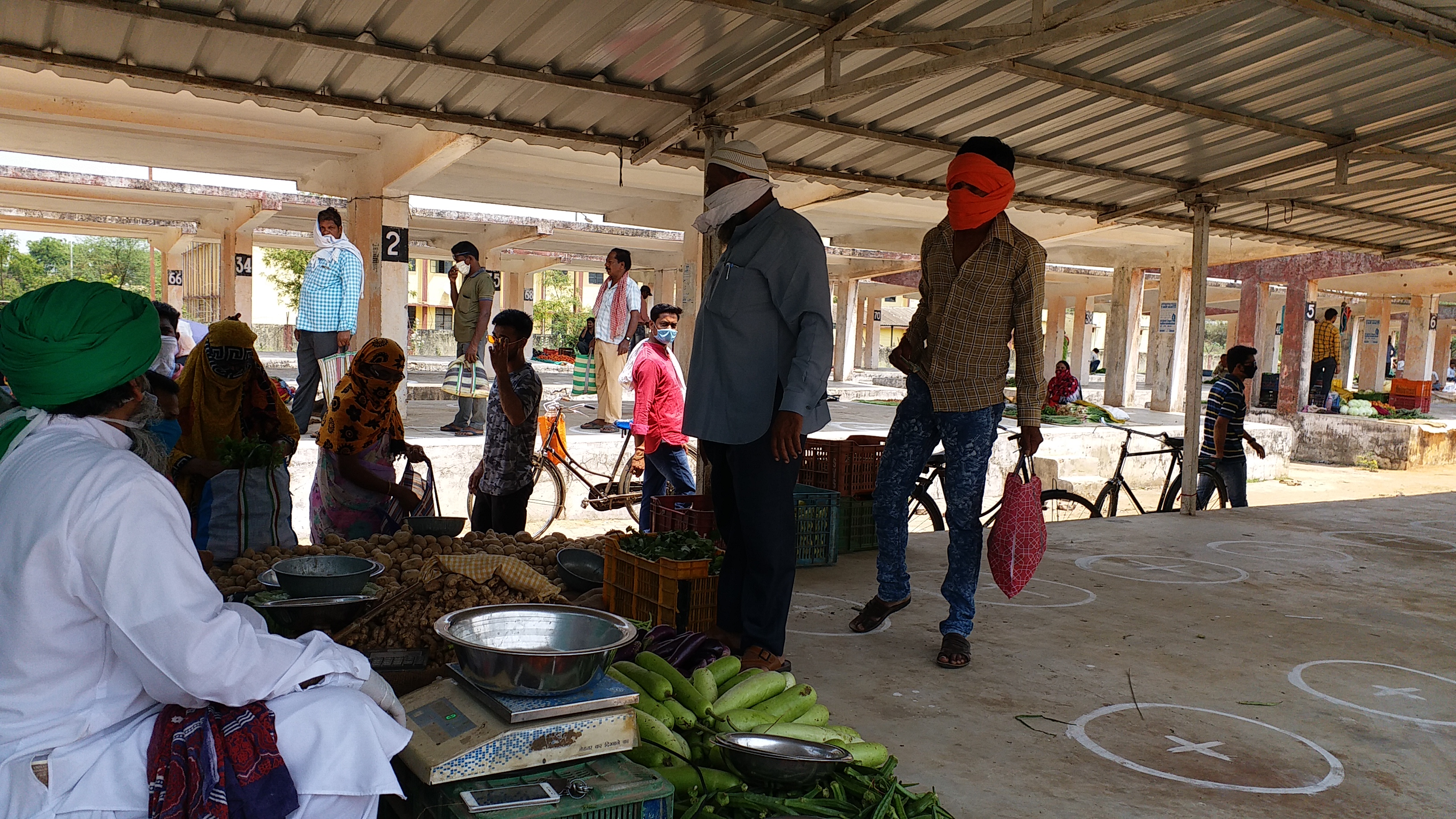 Shift to vegetable market in kanker