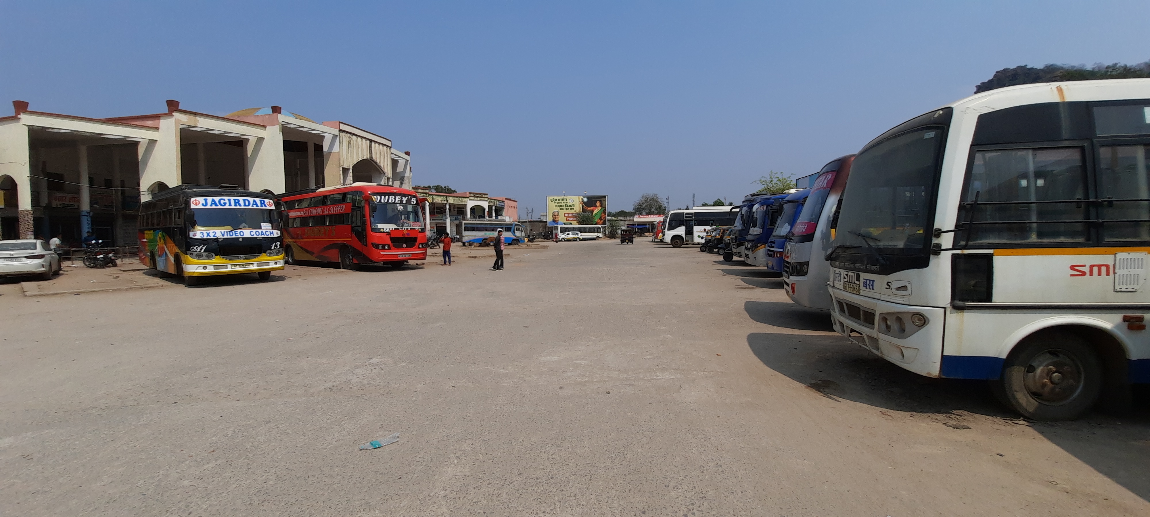 kanker-municipality-gave-notice-to-bus-operators-on-erecting-buses-in-bus-stand