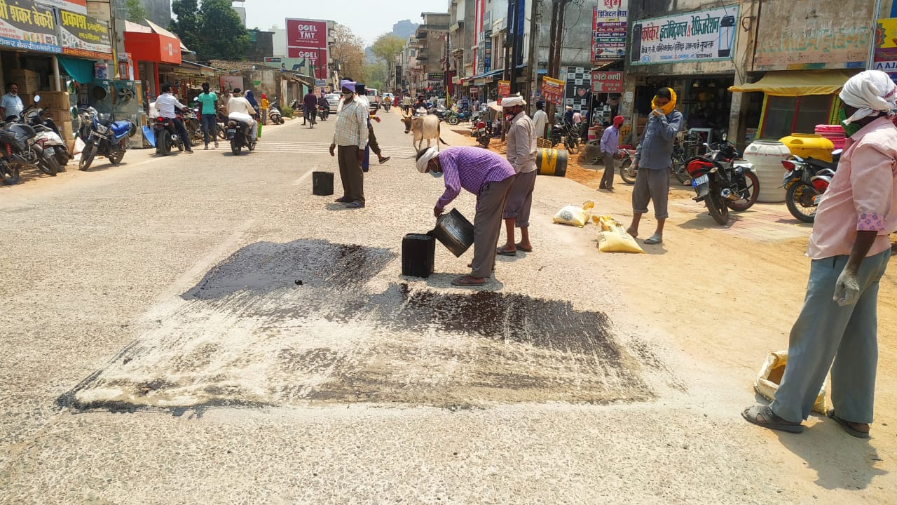 poor quality of CC road in Kanker