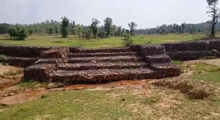 Corruption in Gabion and Wall Construction of mgnrega work at koriya