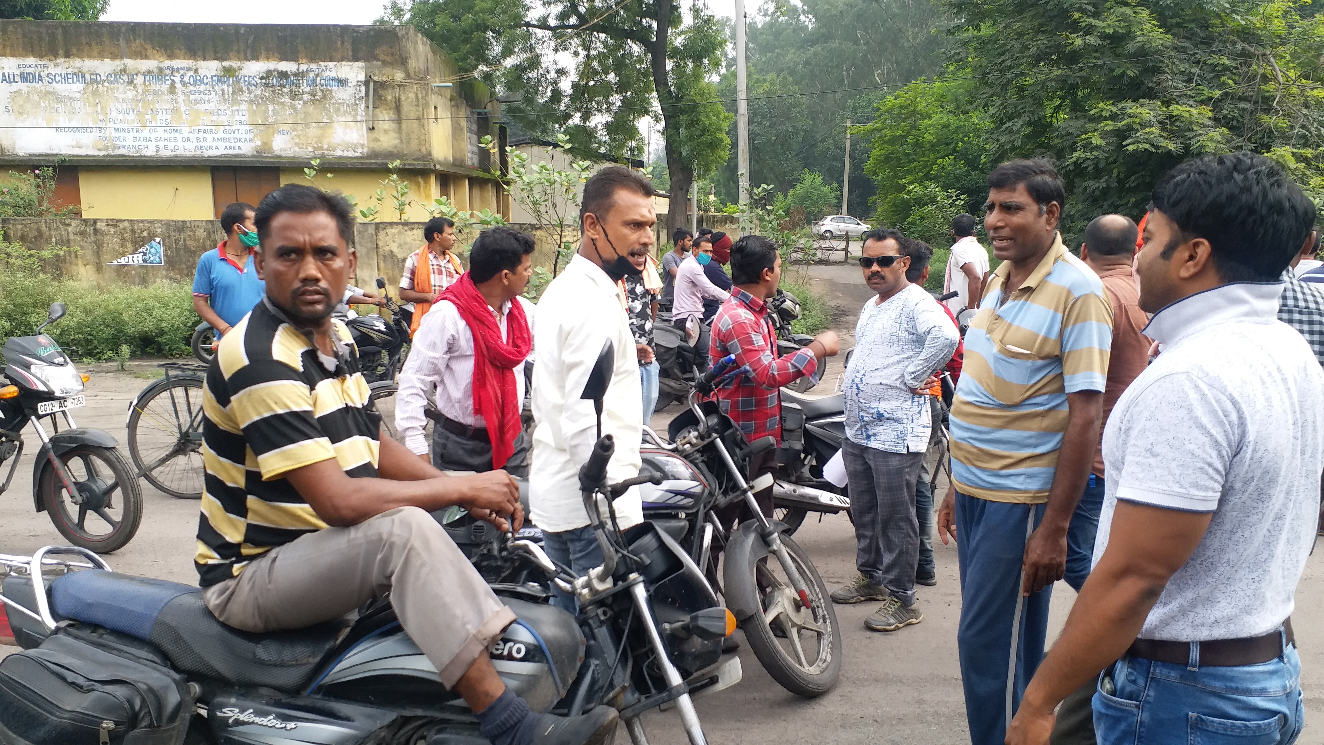 Three day strike against commercial mining