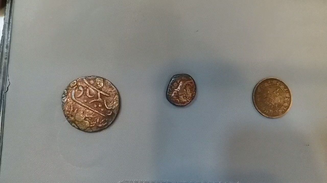 collection-of-coins-of-mughal-and-british-period-with-government-of-india-near-ramsingh-aggarwal-in-korba