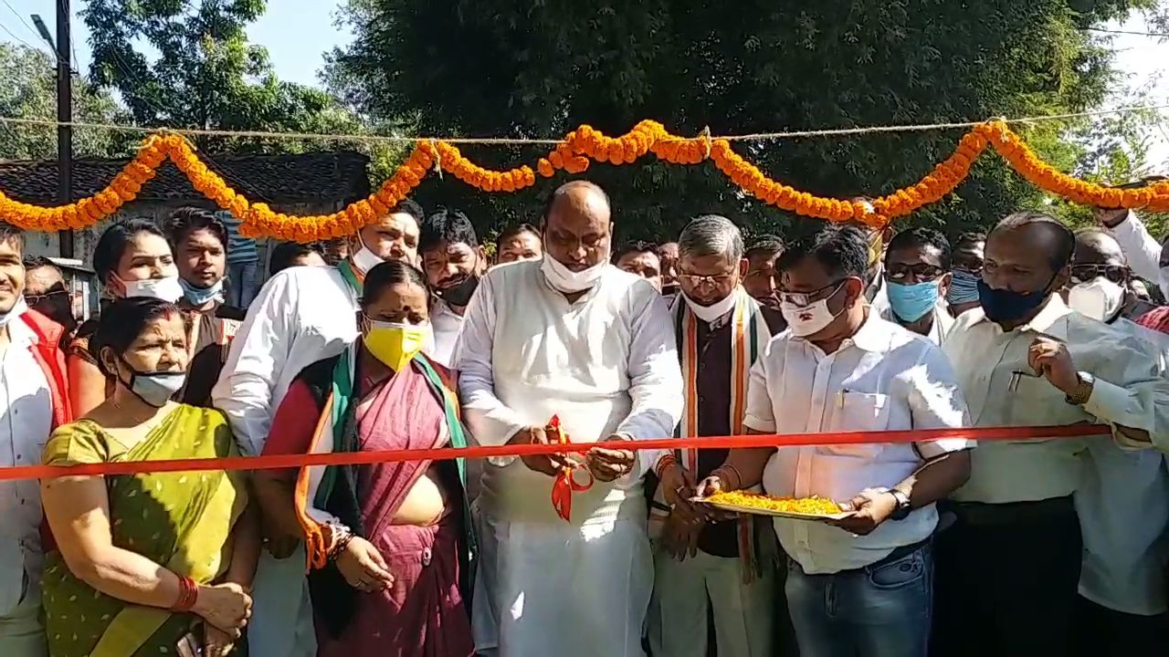 Minister Jai Singh Aggarwal inaugurates 7 new paddy procurement centers in Korba