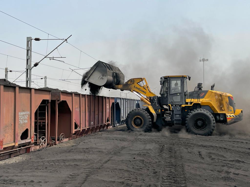 Coal sent from Dharamjaigarh station