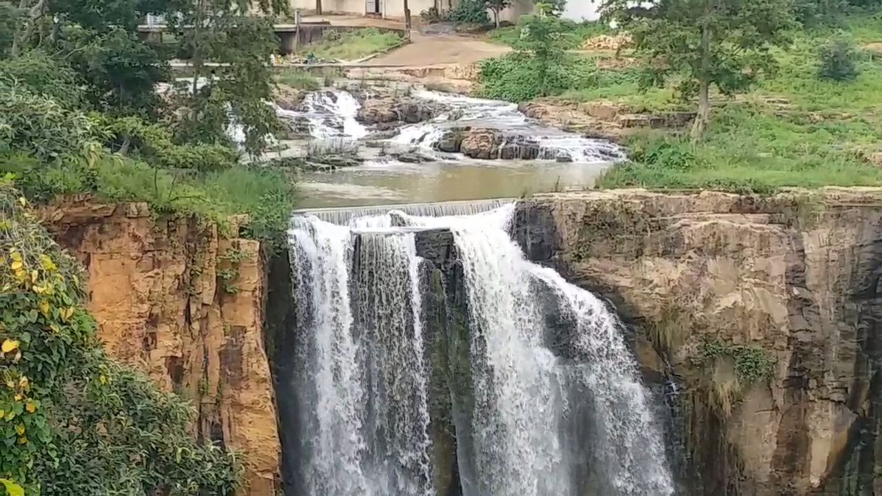 kendai-waterfall-of-korba