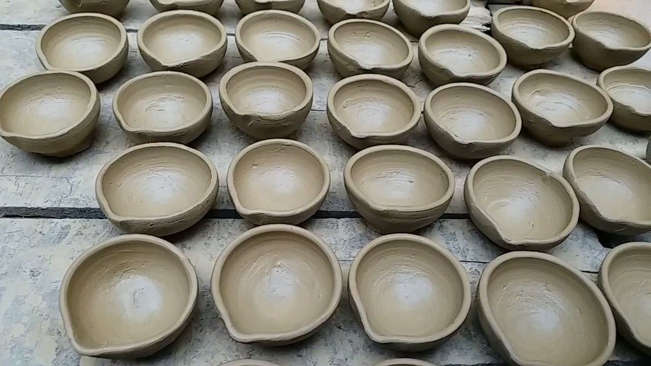 The condition of potters in Korba is pathetic