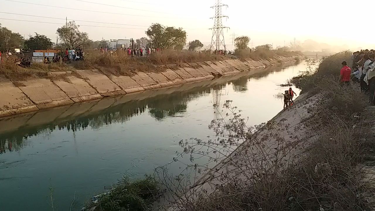 Search continues for a youth submerged in canal situated at Gevra Ghat in Korba city