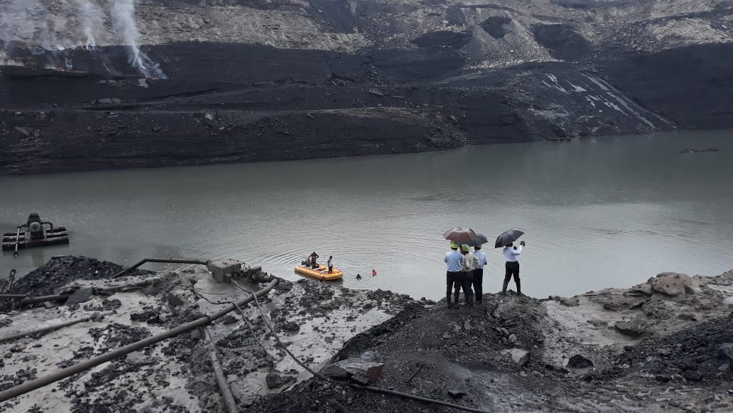 Rescue team recovered body after 36 hours from Kusmunda coal mine in korba