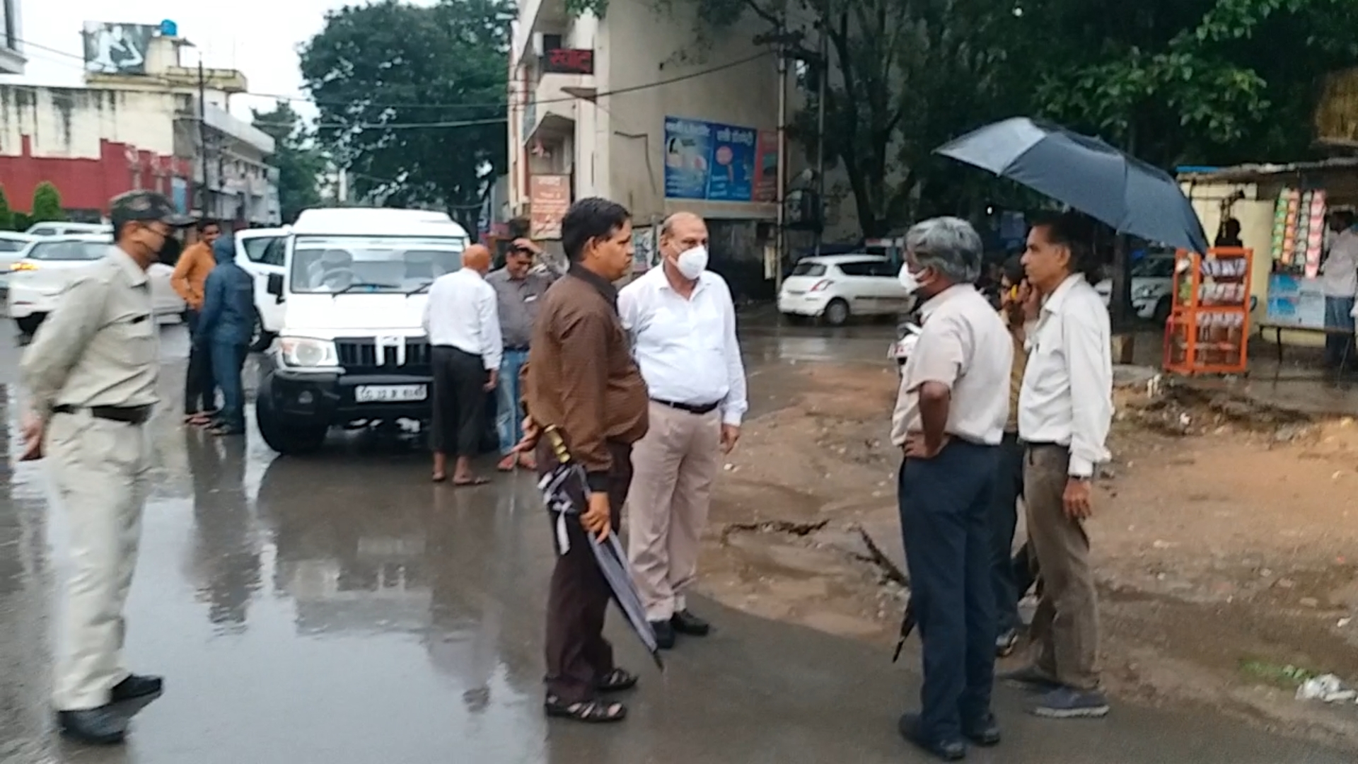 Commissioner inspected drains