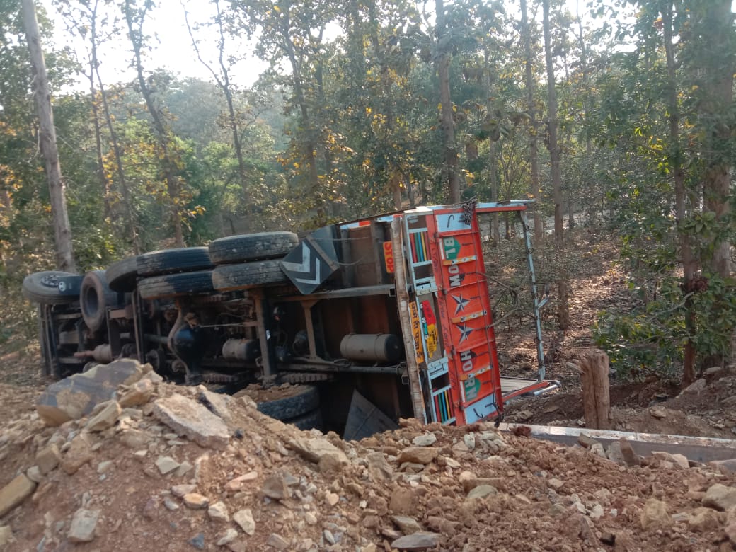 road-accident-in-kawardha