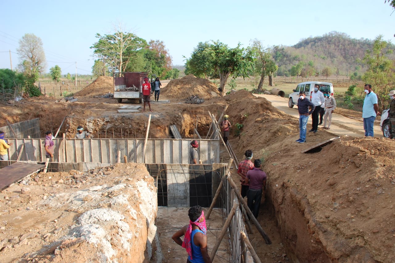 workers working on Bridge