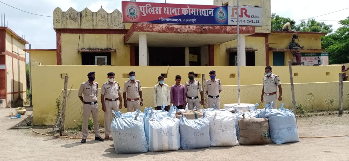 2 accused with 9 quintal hemp arrested in comakhan of Mahasamund