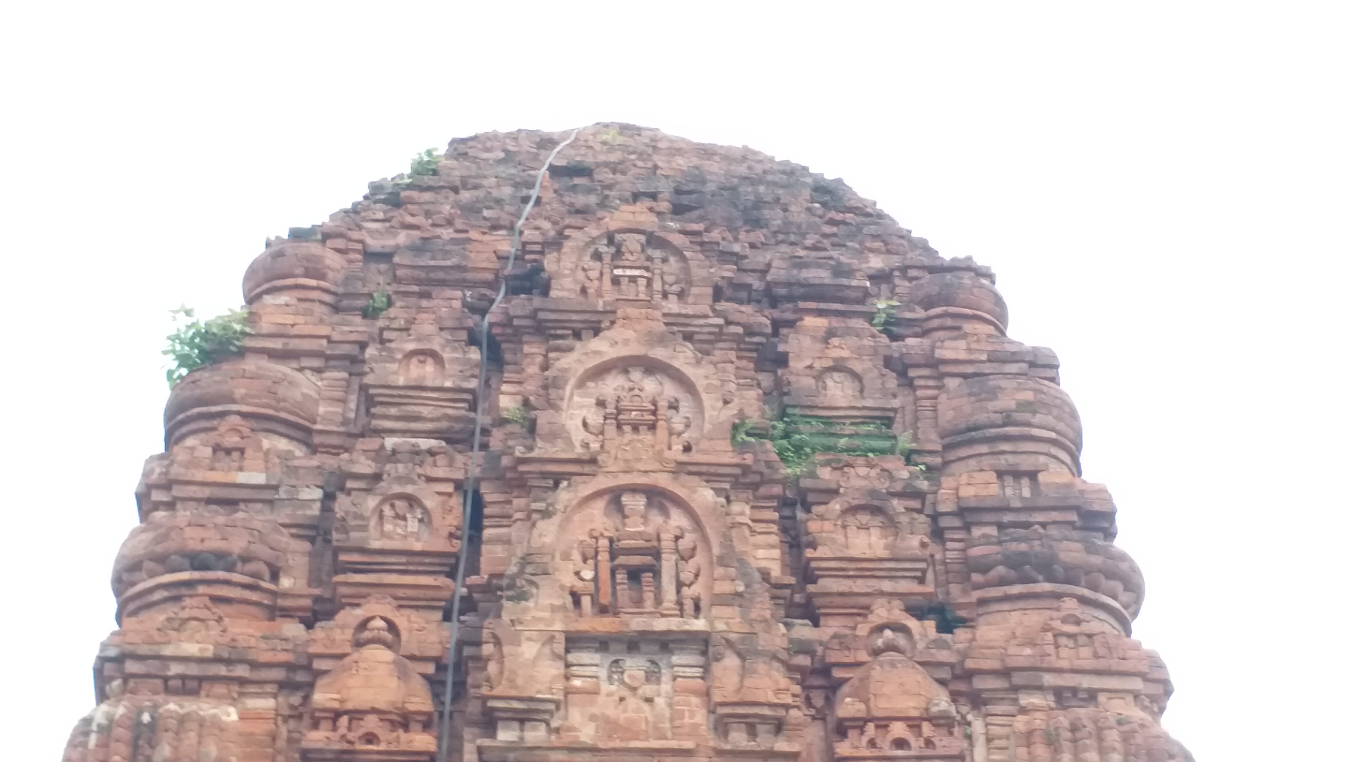 laxman-temple-in-sirpur-of-mahasamund-district-is-deteriorating-due-to-lack-of-maintenance