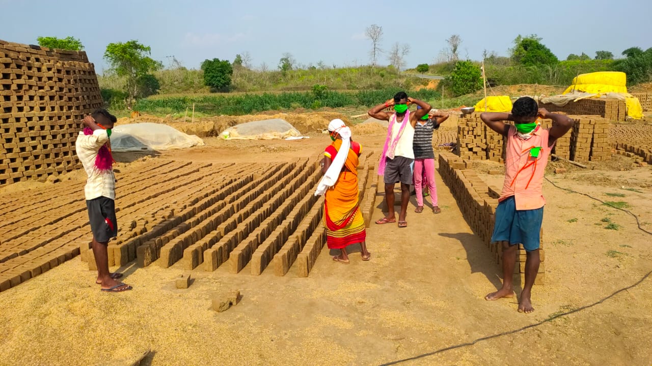 maad raksha seva sansthaan making aware of corona in Abujhmad of Narayanpur