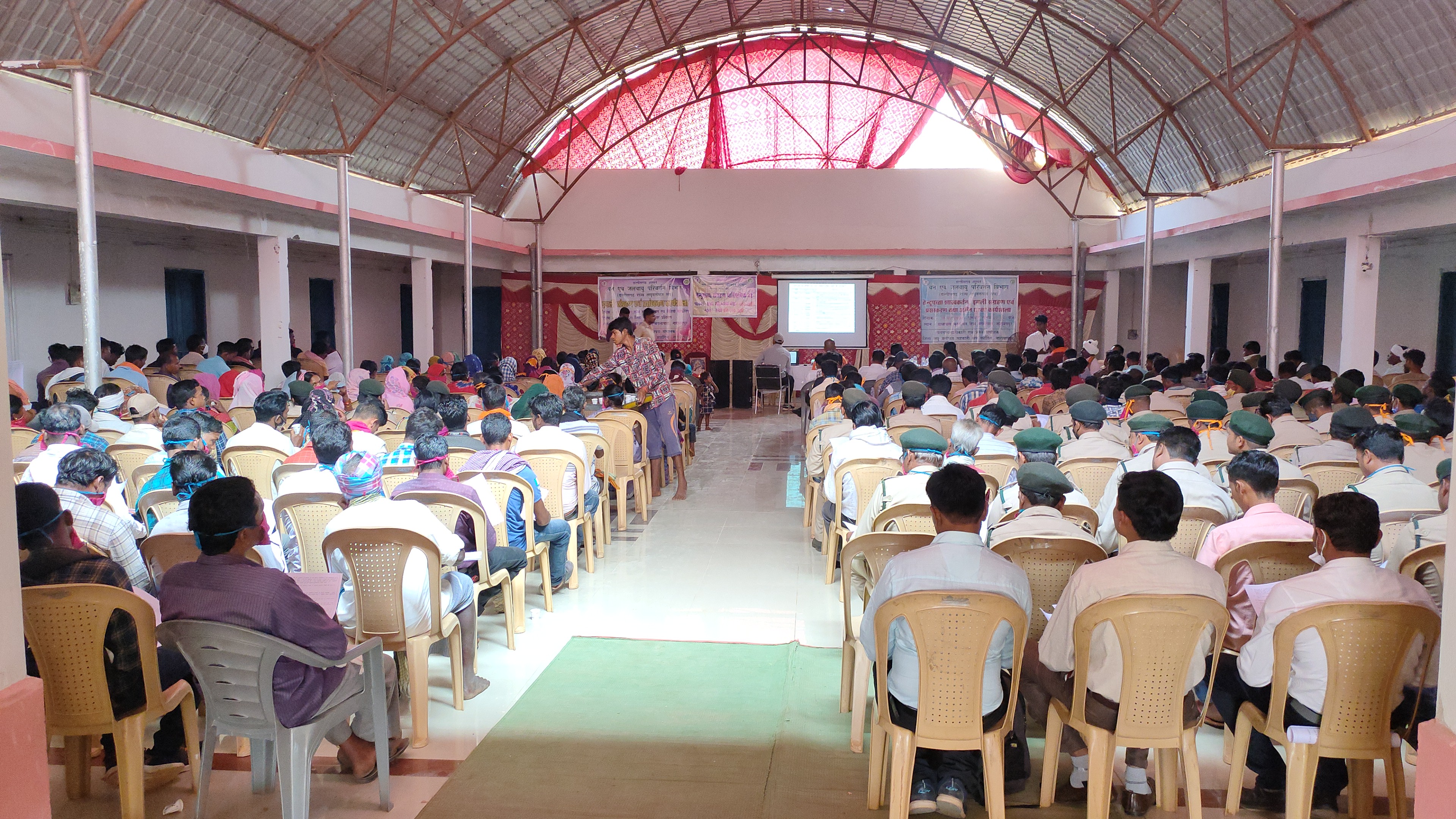 Tendupatta storage workshop organized in Narayanpur