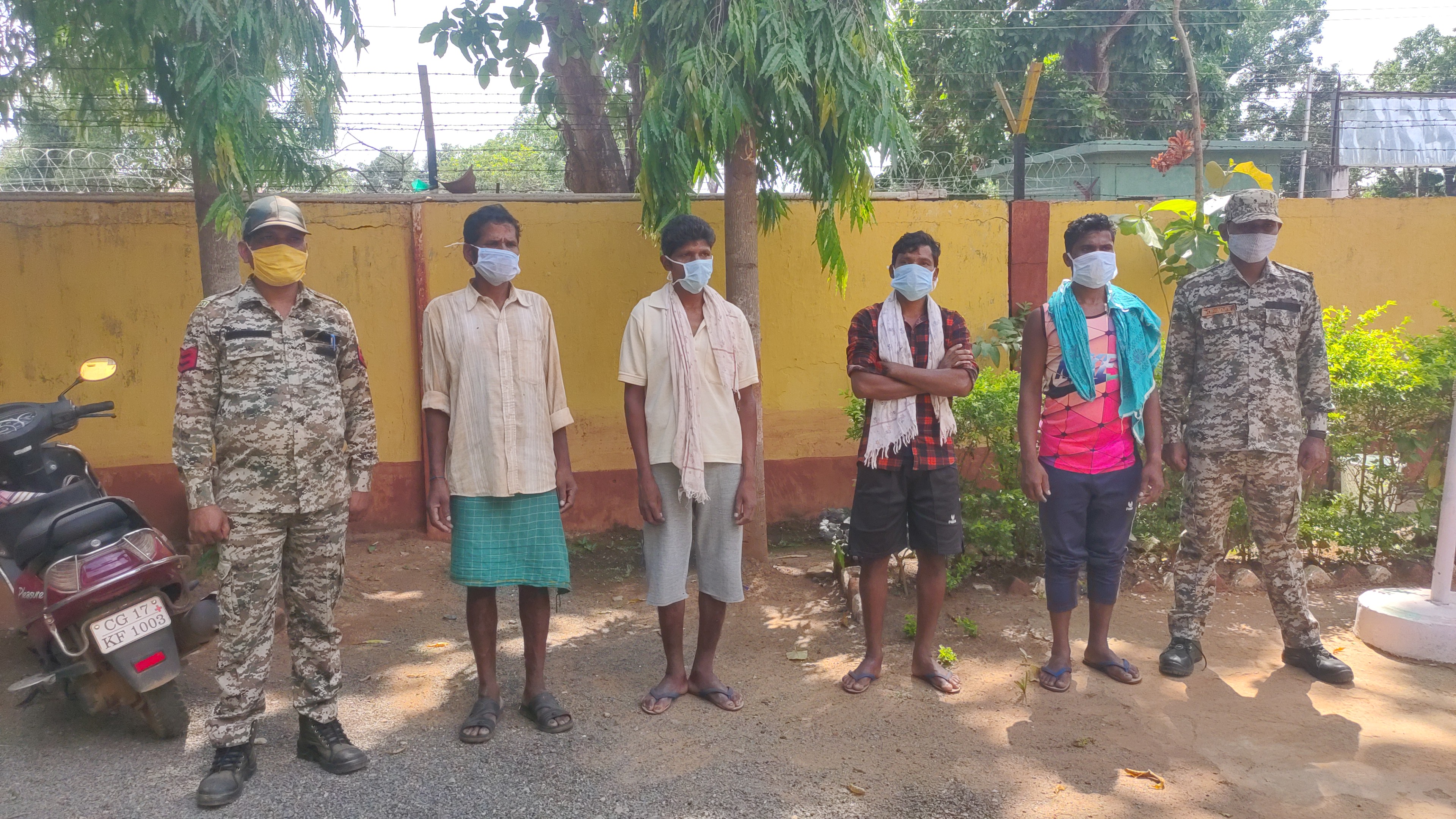 four-naxalites-arrested-in-narayanpur