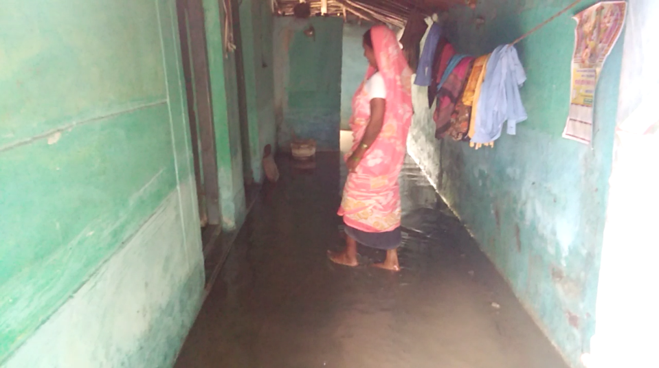 people-facing-problems-due-to-heavy-rain-in-kawardha