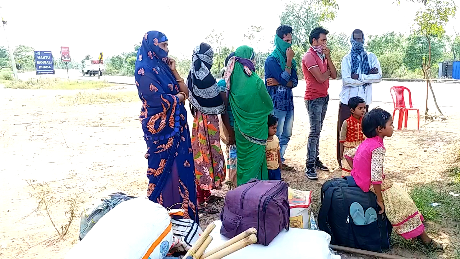 labourers of chhattisgarh reached raigarh