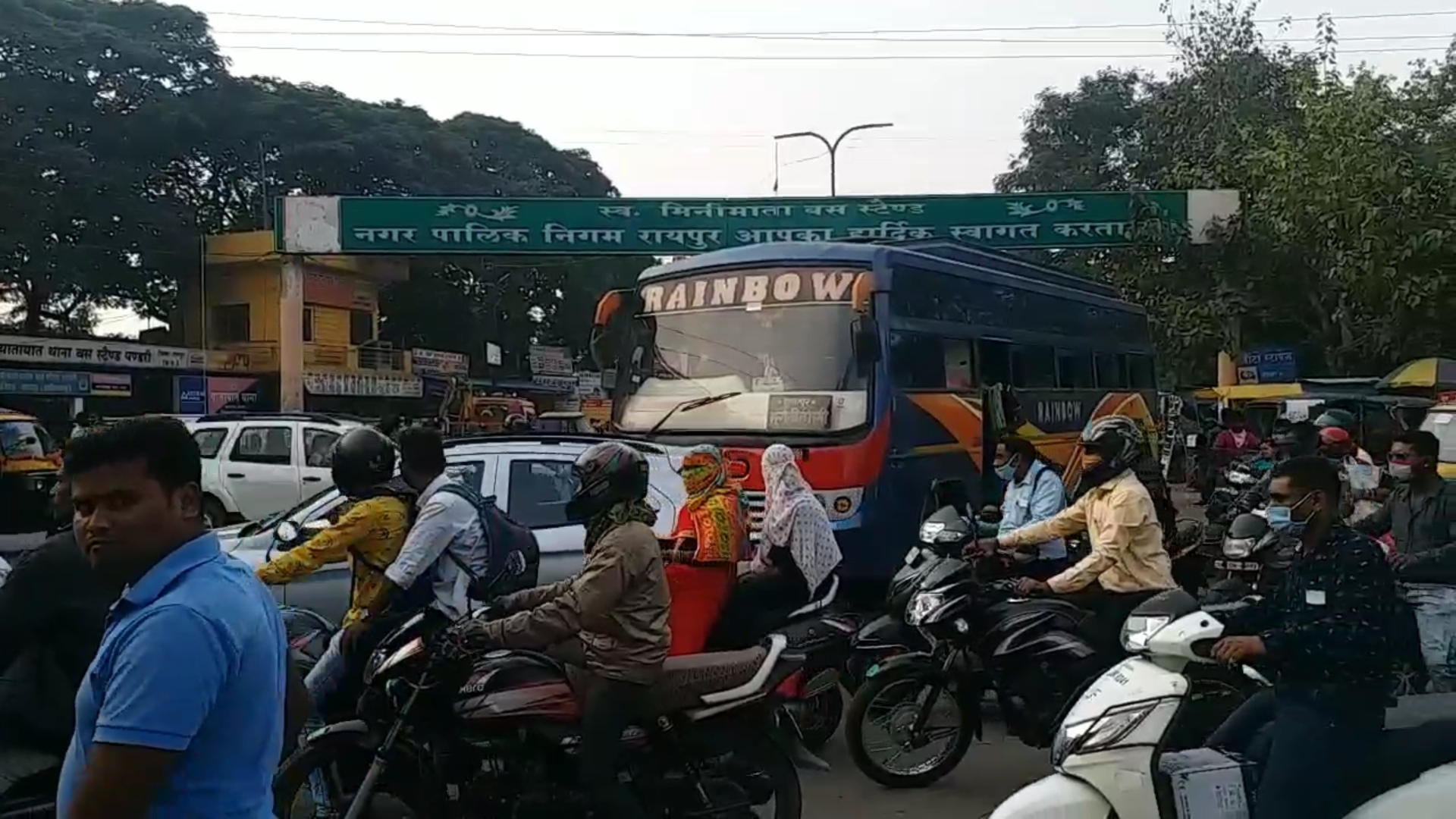 Lack of facilities at Raipur pandari bus stand