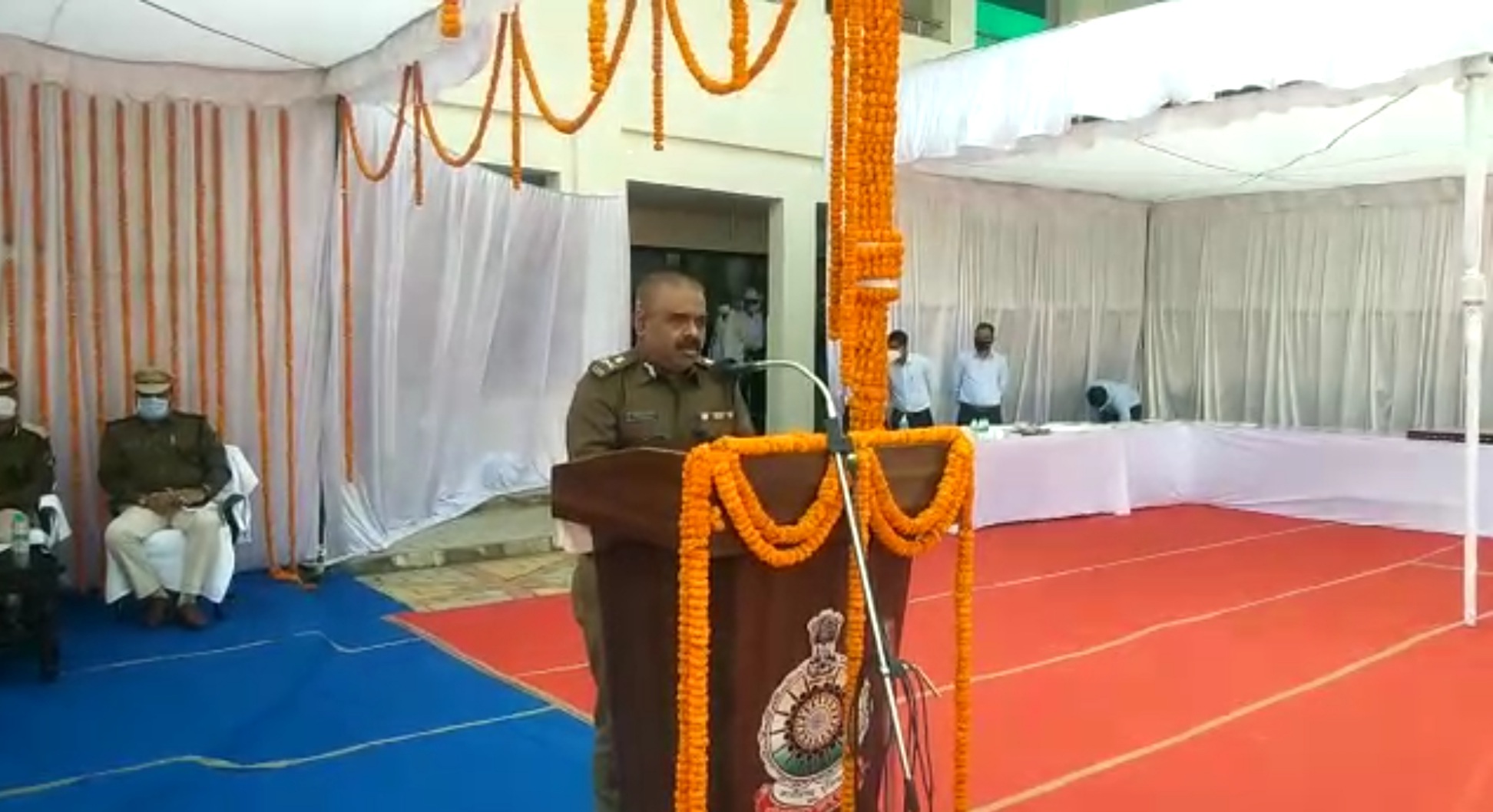 DGP dm awasthi wishes police officers and employees in new year 2021