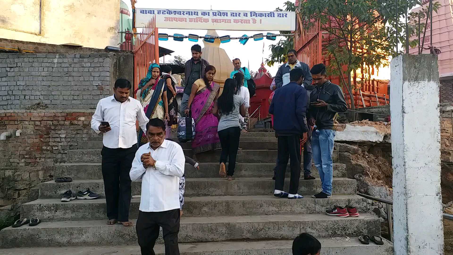 On the day of Makar Sankranti devotees took a holy dip in raipur