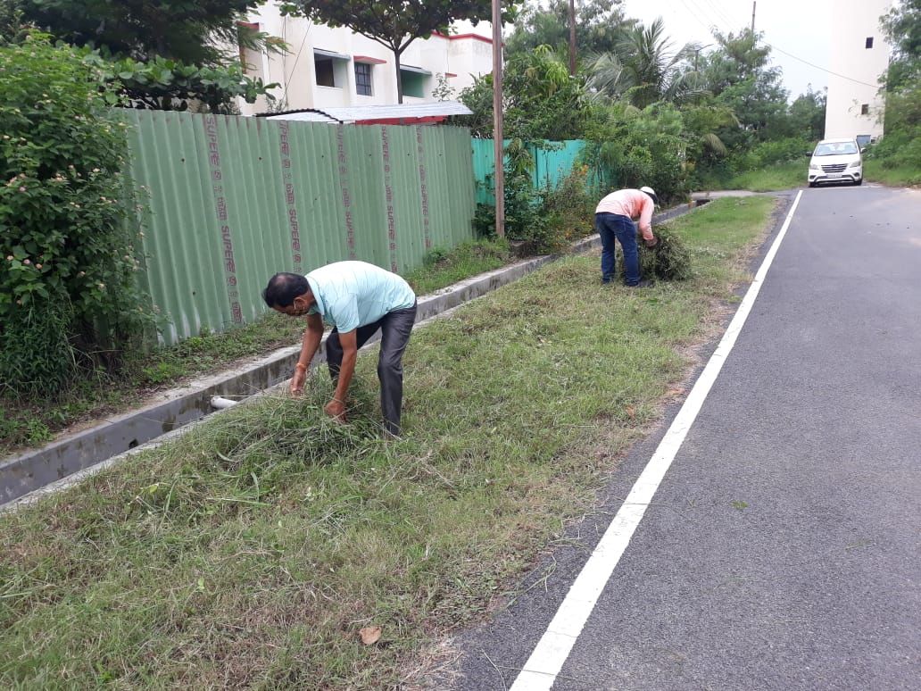 Swachhta Pakhwada was conducted residential area of Raipur railway station