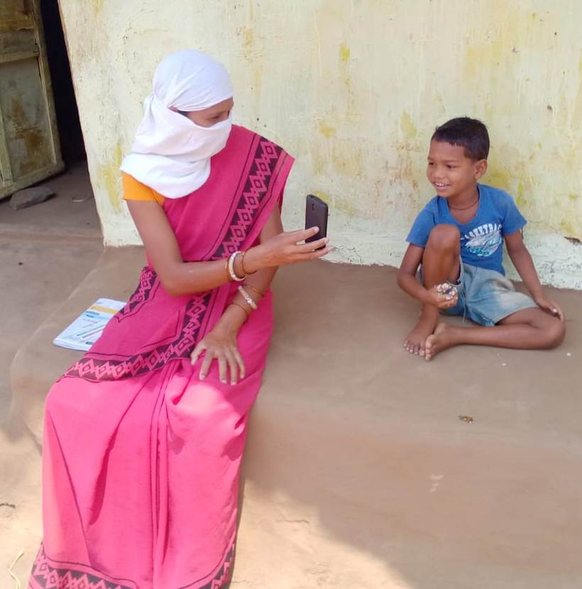 Anganwadi workers are taking care of the health of women and children