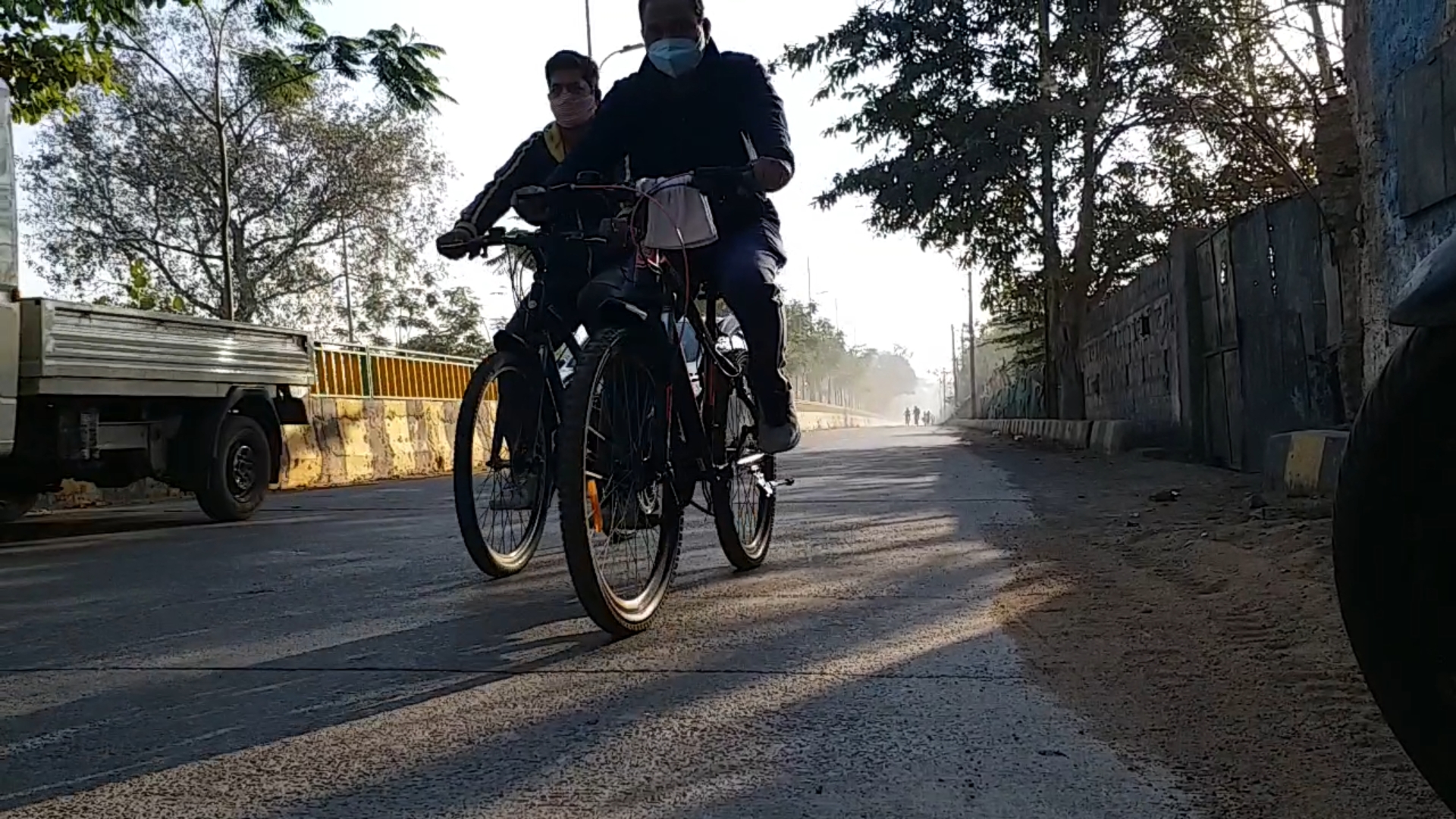 People started cycling due to increased health problems in corona virus in raipur