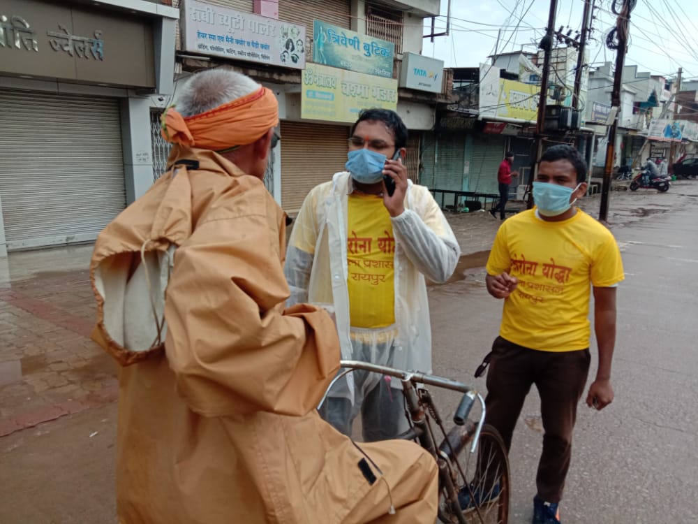 corona warriors of wakta manch making people aware in raipur