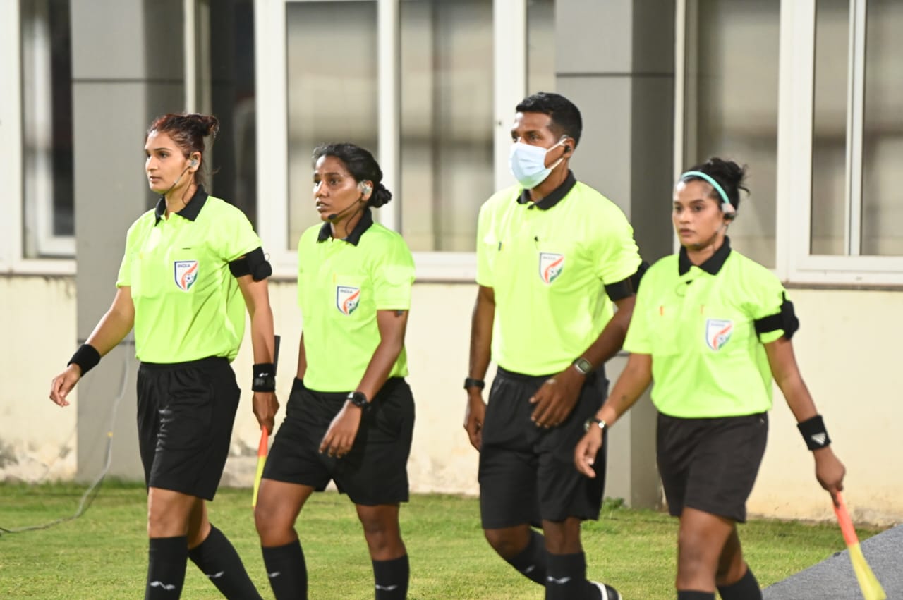 referee in south Asian football tournament