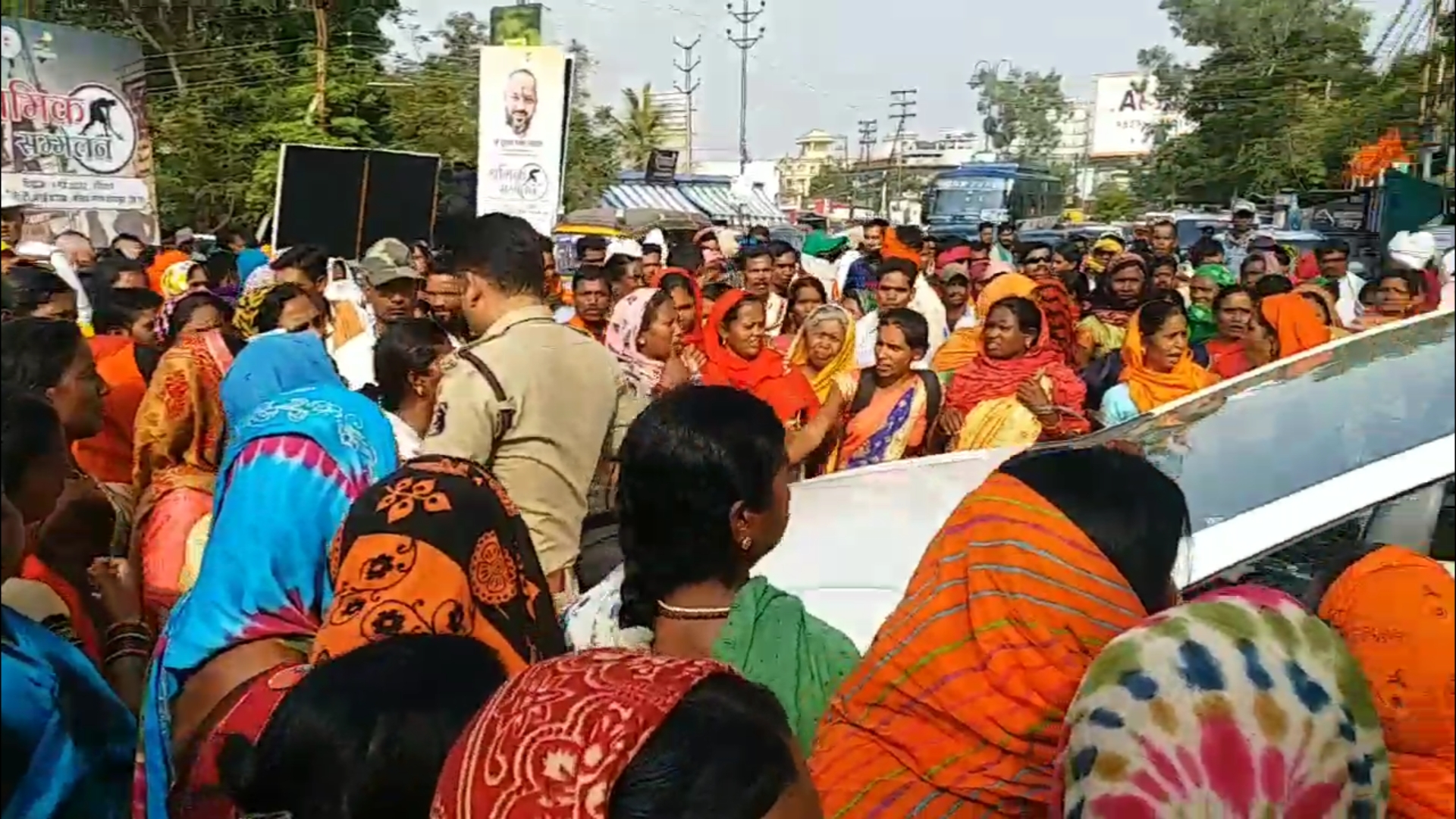 women of cook union during labor conference in Raipur