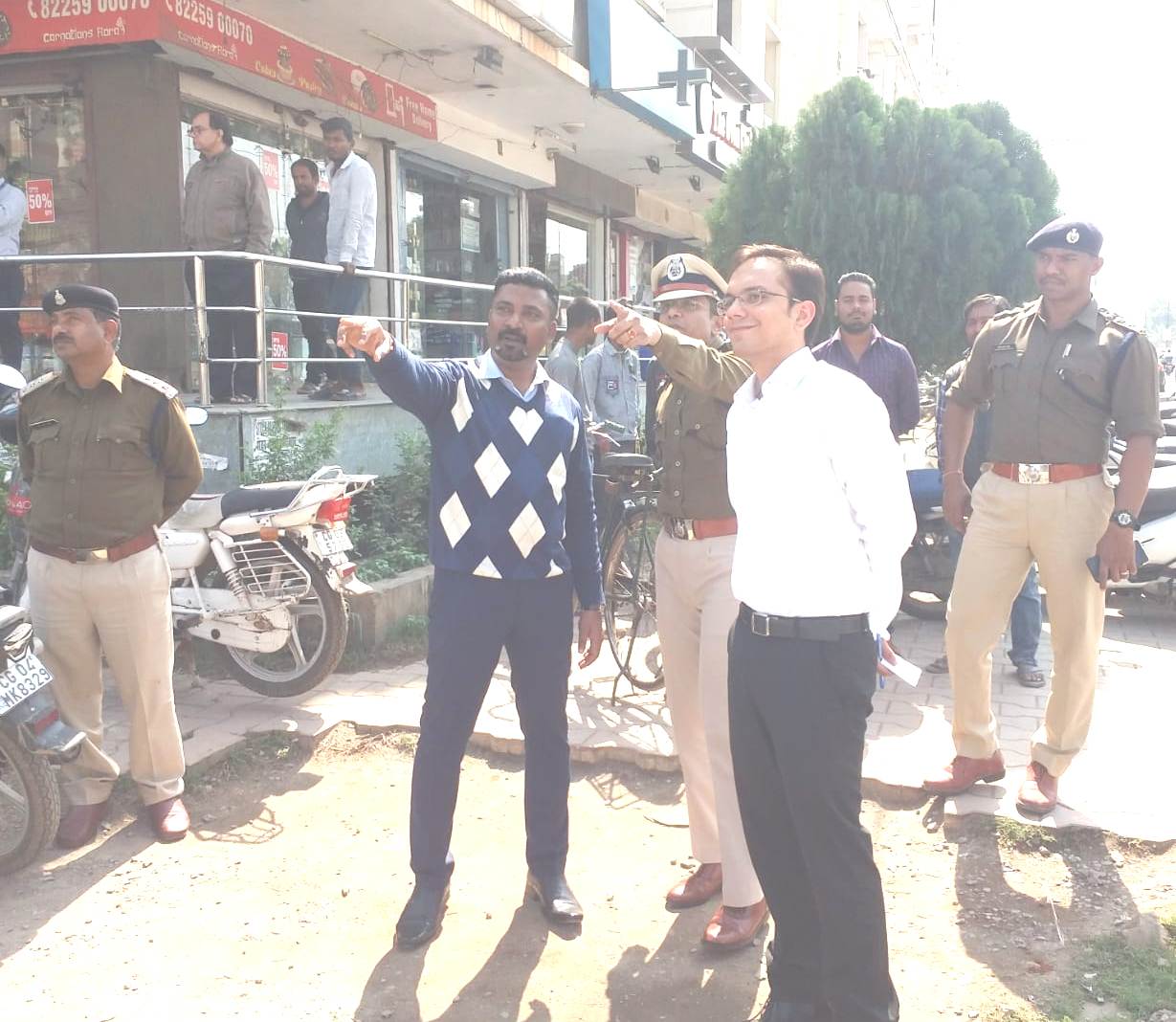 Collector s bhartidasan  inspected the traffic system