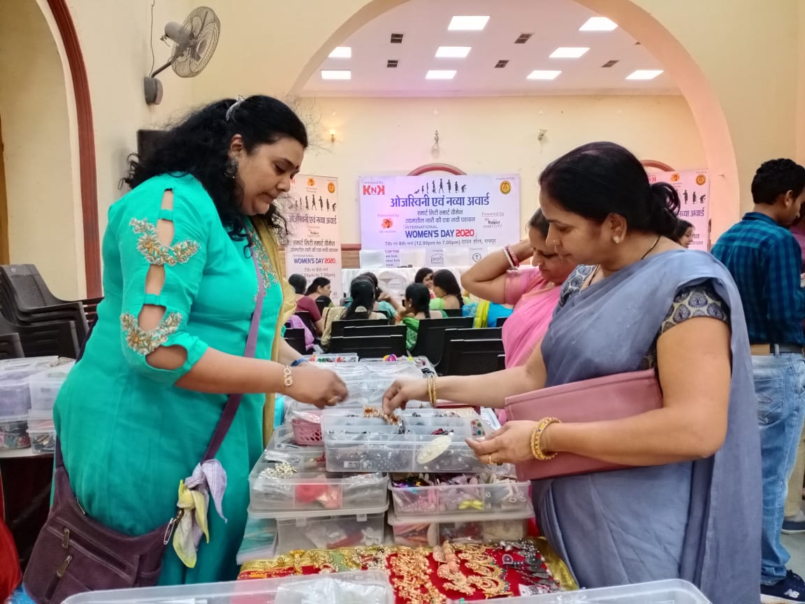 Rag Foundation organized 'More City More Women' in raipur