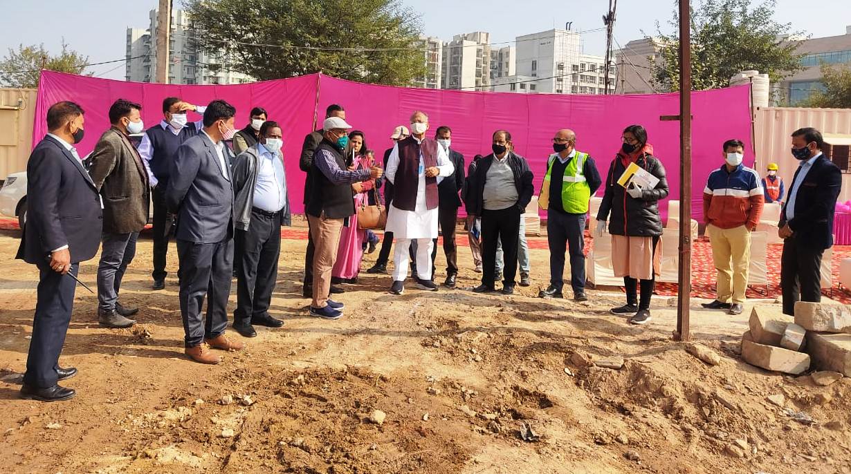 Tamradhwaj Sahu inspected the construction work of Nava Chhattisgarh Sadan in New Delhi