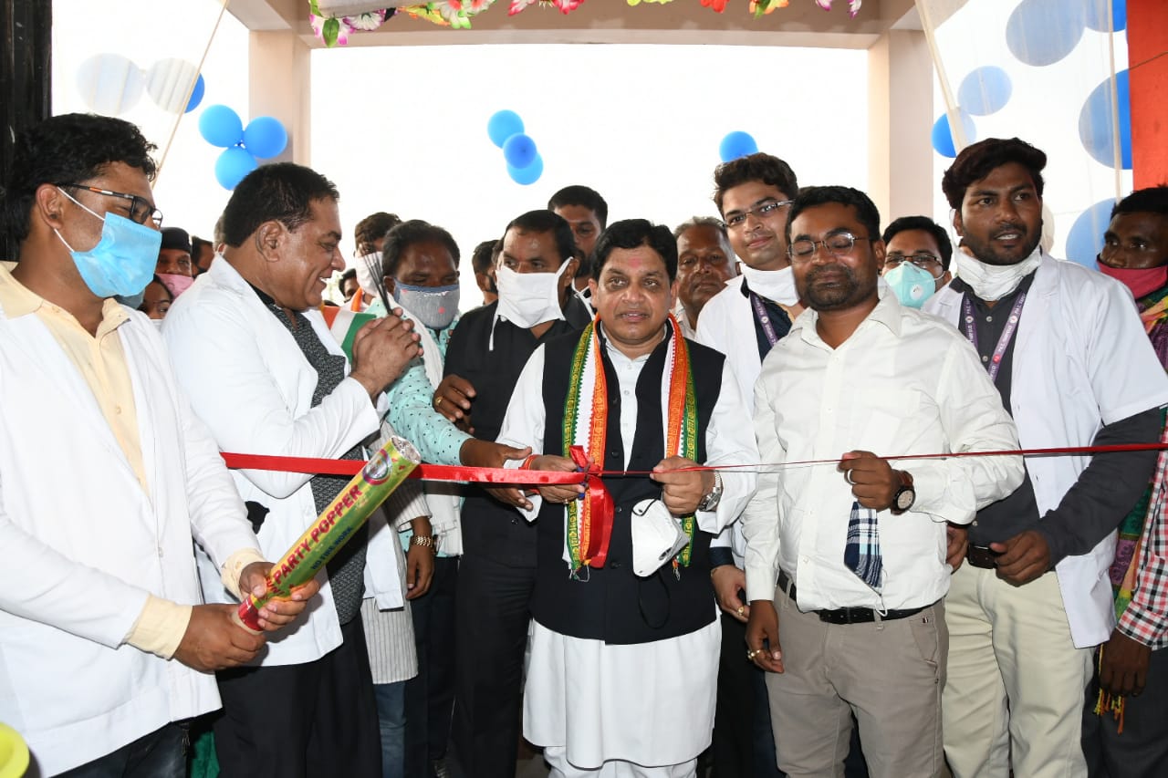 Minister Shiv Kumar Dahriya inaugurated land worship in aarang