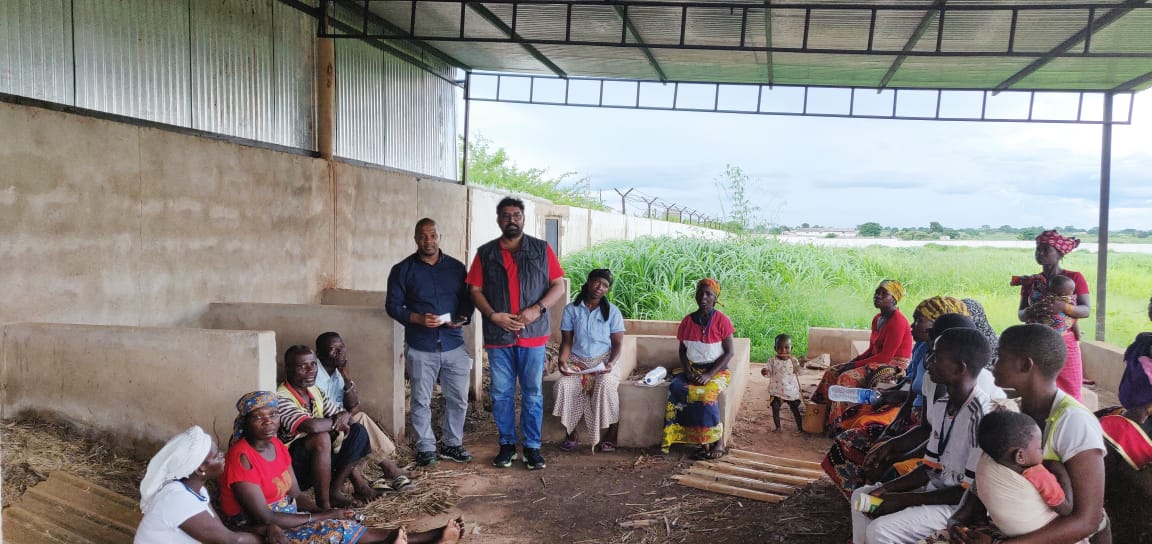 Farmer Rajaram giving training