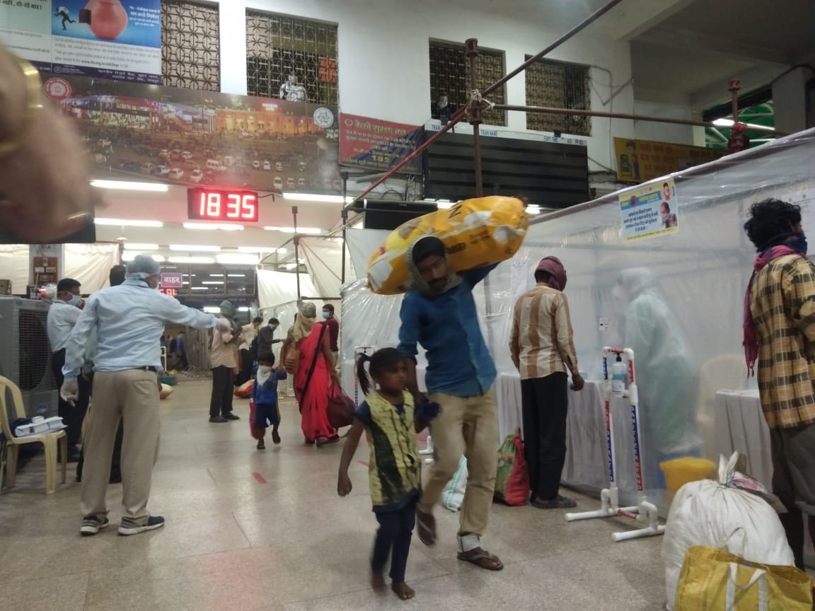 worker reached raipur by lucknow special train